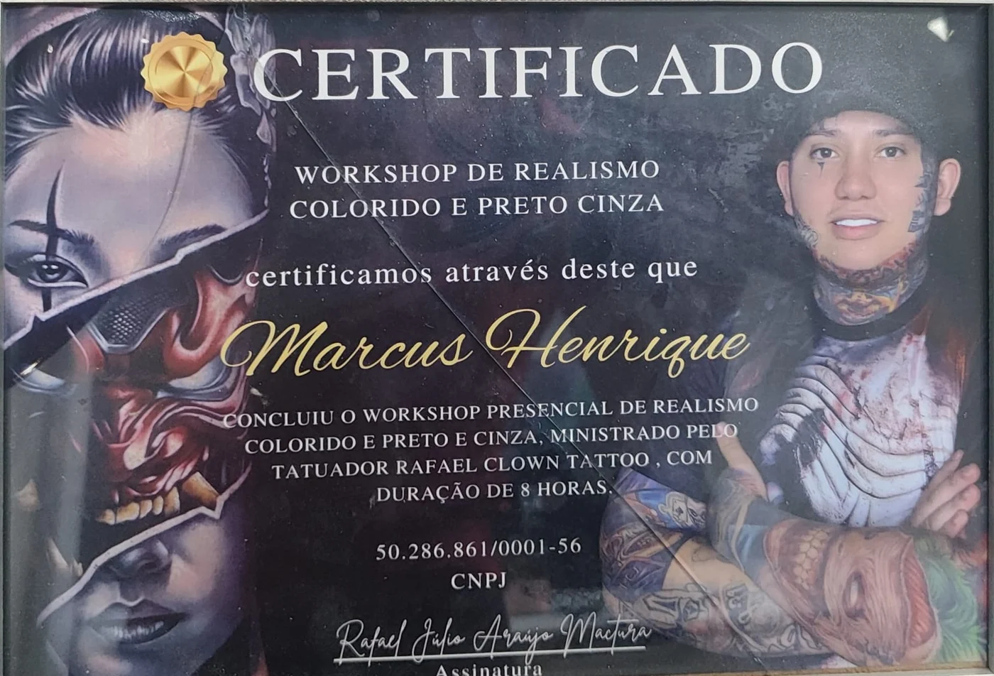 Certificado — Realismo Colorido e Preto e Cinza