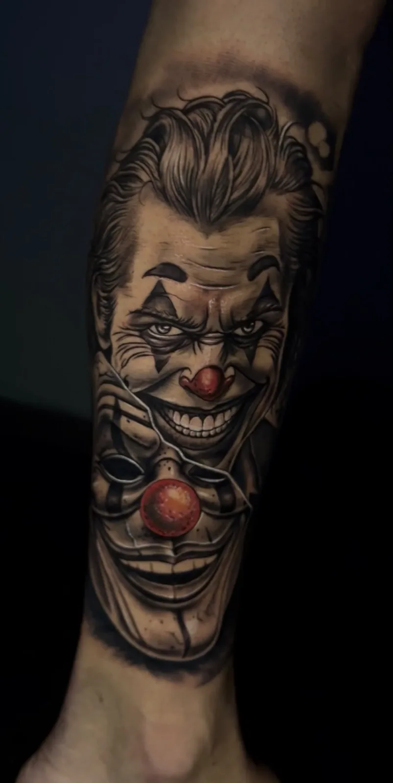 Coringa e máscara — Marcus Tattoo